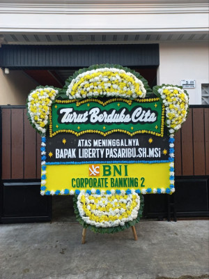 Papan Bunga Duka di Sindang Laya
