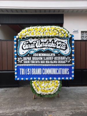 Papan Bunga Duka di Sindang Laya